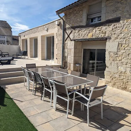 Holiday home Proche Du Futuroscope