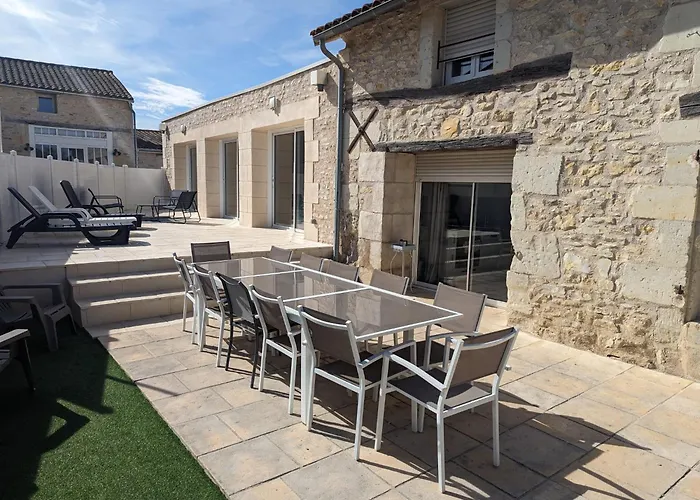 Holiday home Proche Du Futuroscope