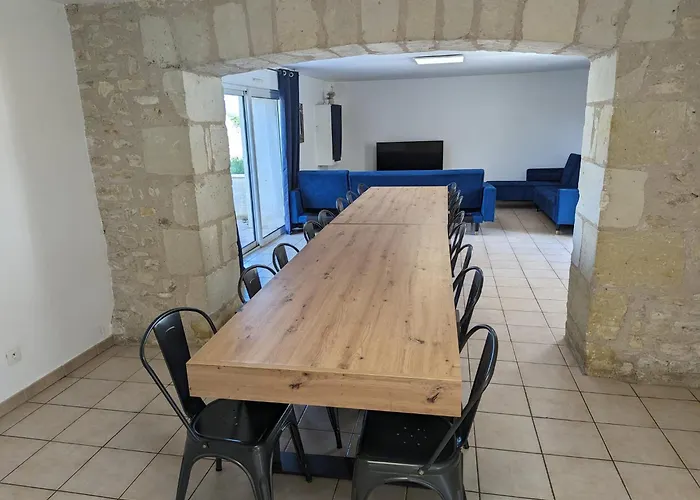 Proche Du Futuroscope بيت للعطل *